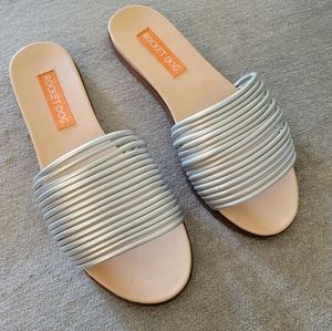 Rocket Dog Silver Slip On Sandals - Barely Worn